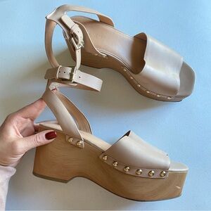 Marc Fisher Size 10 Nude Studded Square Toe Ankle Strap Wooden Platform Sandal